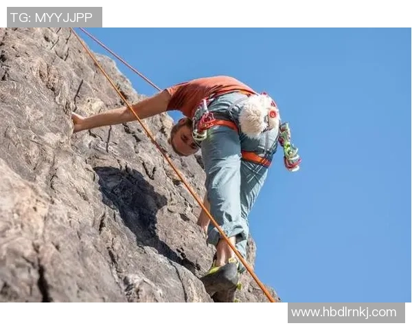 杨敏亲授攀岩技巧与心得体会助你轻松征服高峰